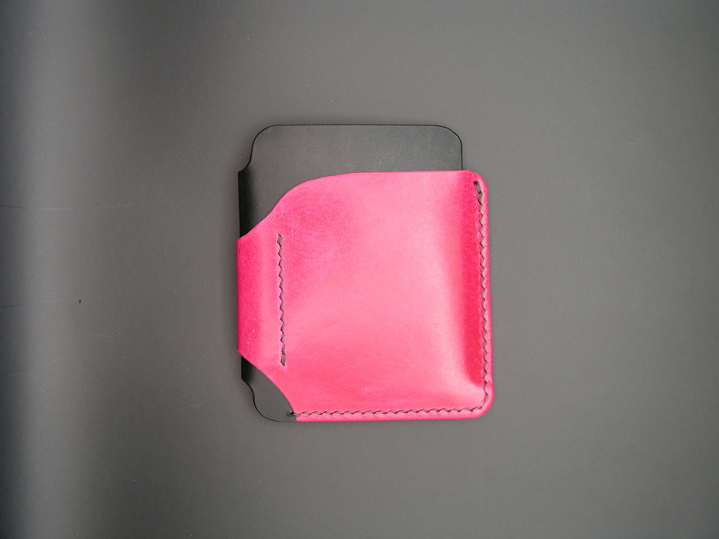 The A10: a minimalist, hand-made wallet